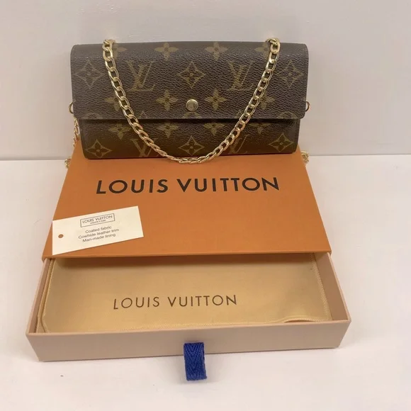 ⚡️⚡️💯AUTH Louis Vuitton Sarah wallet WOC ⚡️⚡️ - Picture 1 of 14